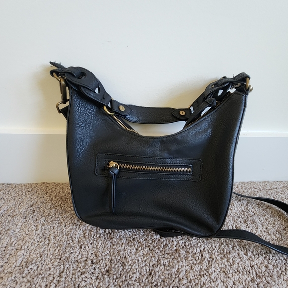 Black purse with detachable crossbody strap - Picture 7 of 16